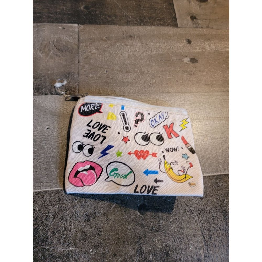 Love Youth white wallet coin purse banana eyes lipstick thunder bolt